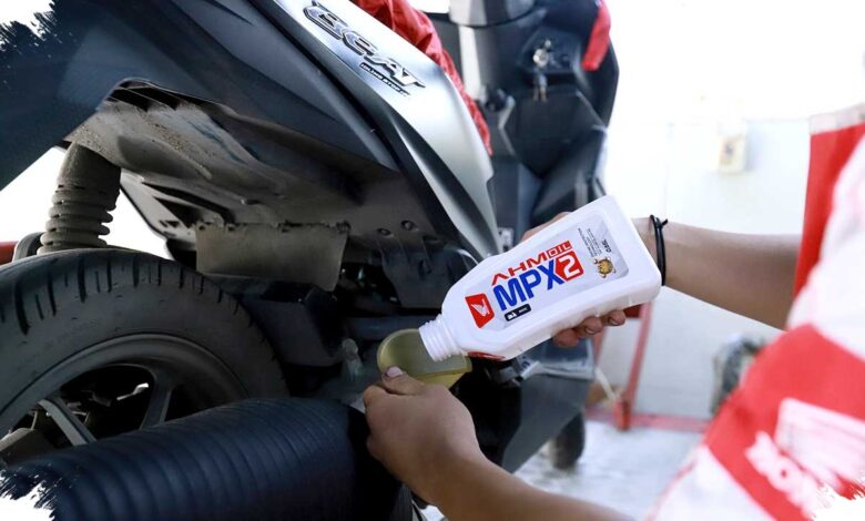 Oli Motor yang Jarang Dipakai Tetap Bisa Rusak, Telat Ganti 6 Bulan Berisiko ke Mesin