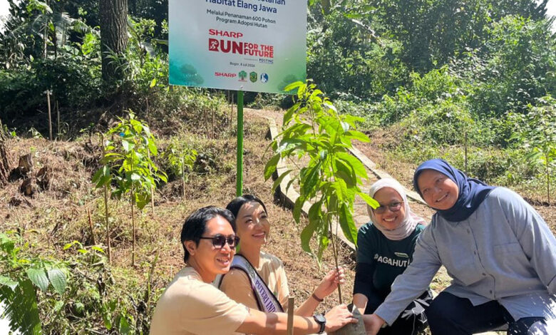 600 Pohon Rasamala Ditanam di Gunung Salak, Upaya Baru Restorasi Hutan Elang Jawa