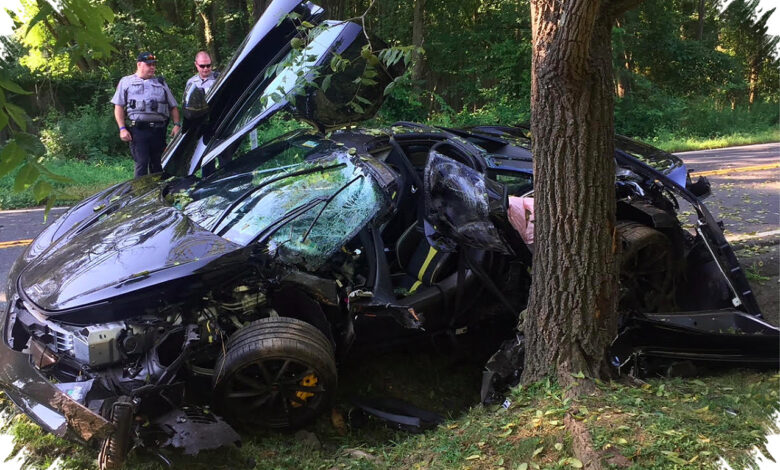 Kokpit McLaren 720S Tetap Utuh Meski Mobil Terbelah Dua, Ini Penjelasannya
