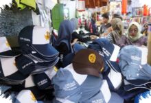 Omzet Seragam Sekolah di Tulungagung Belum Pulih, Belanja Orang Tua Masih Serba Hemat