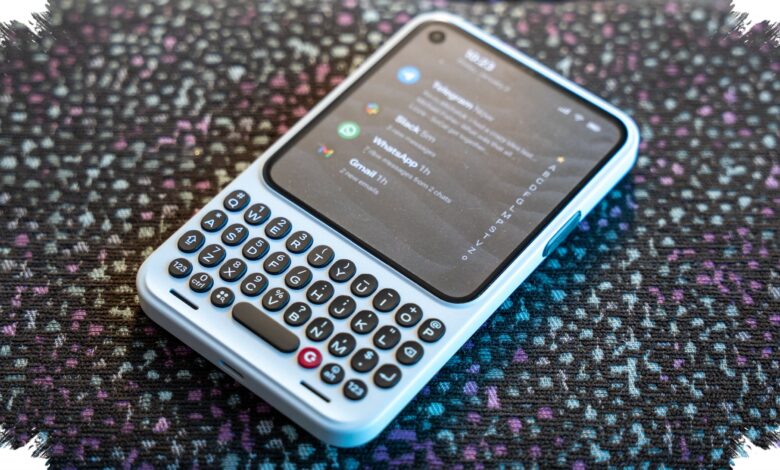 Communicator Menghidupkan Lagi Rasa BlackBerry, Tapi Kini Berjalan di Android