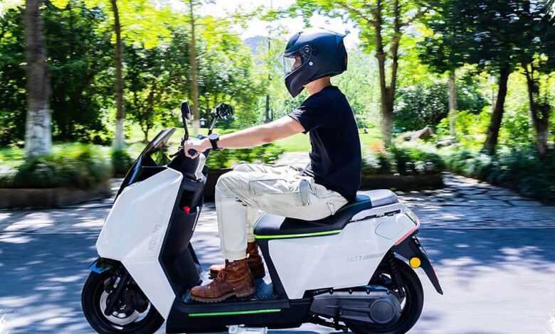 Motor Listrik Kian Menarik untuk Harian, Pengisian Rumah Jadi Senjata Utama