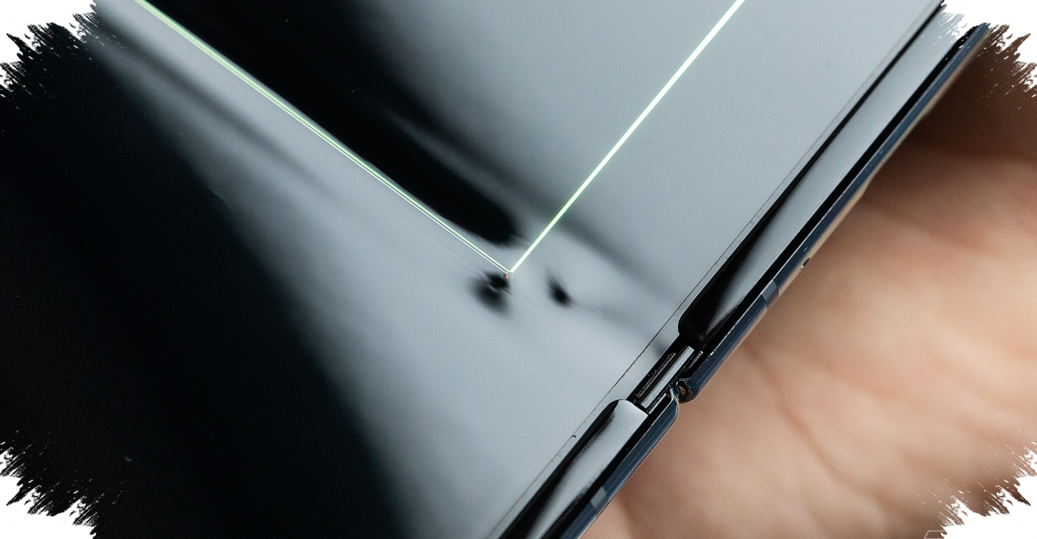 Garis Lipatan HP Lipat Masih Sulit Hilang, Samsung Display Uji Solusi Baru