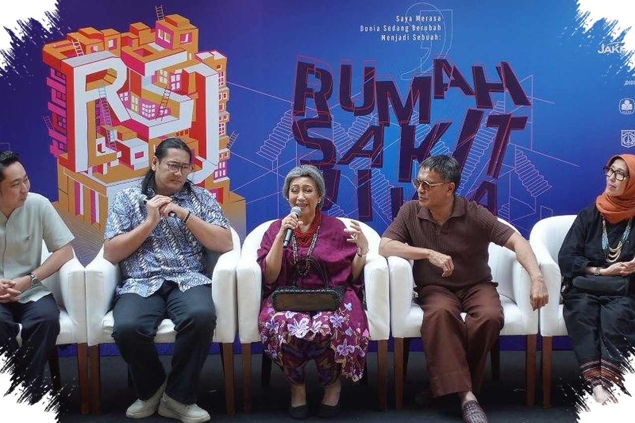 Ratna Riantiarno Lepas Tafsir Lama, Rumah Sakit Jiwa Hadir dengan Pembacaan Baru