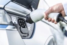Baterai Mobil Listrik Ternyata Masih Sangat Tahan Lama, Biaya Gantinya Bikin Kaget