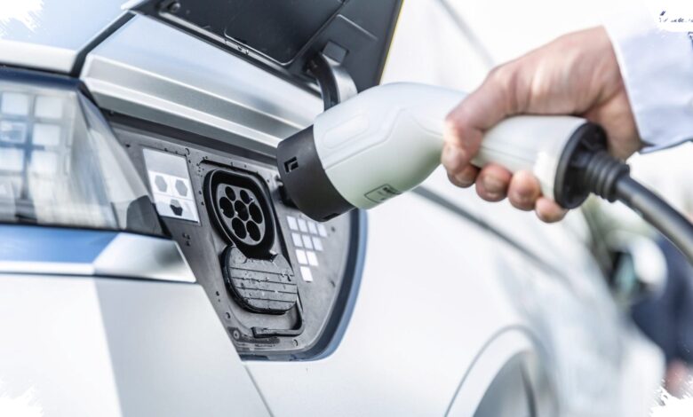 Baterai Mobil Listrik Ternyata Masih Sangat Tahan Lama, Biaya Gantinya Bikin Kaget