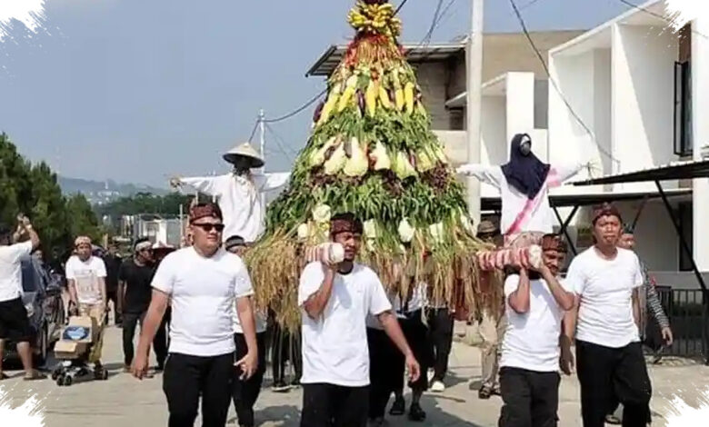 Gunungan Sayur Tak Komplit di Lereng Merbabu, Syukur Warga Warangan Terasa Jujur
