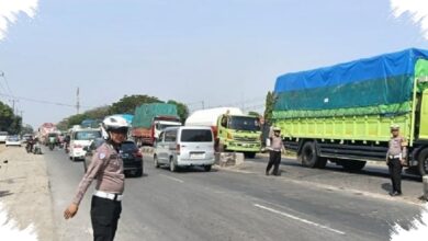 10 Korban Tewas di Pantura Indramayu, Pikap Terjepit di Tengah Dua Truk Besar