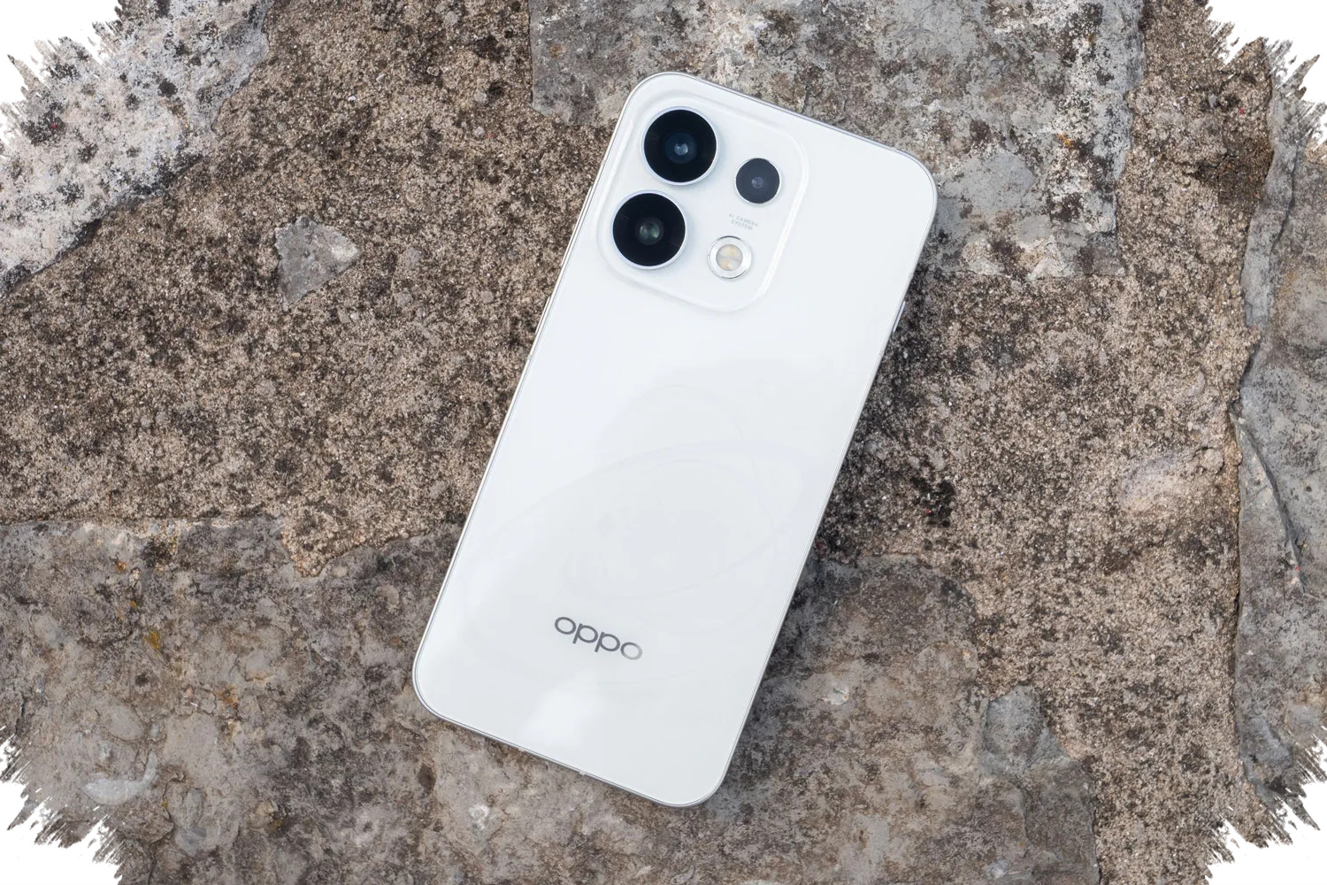 Baterai 6.700mAh Jadi Senjata Reno 16, Ponsel Compact Ini Hampir Tanpa Cela