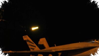 Selat Hormuz Kian Rawan, AS Luncurkan Tiga Gelombang Serangan ke Iran