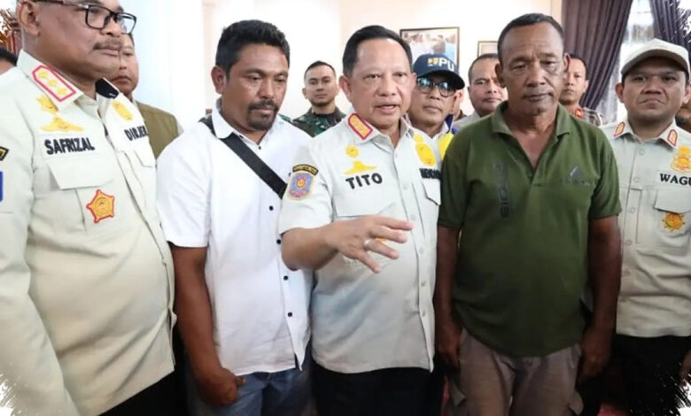 Barber Dipanggil ke Labschool Kebayoran, Rambut Siswa Baru Langsung Dirapikan
