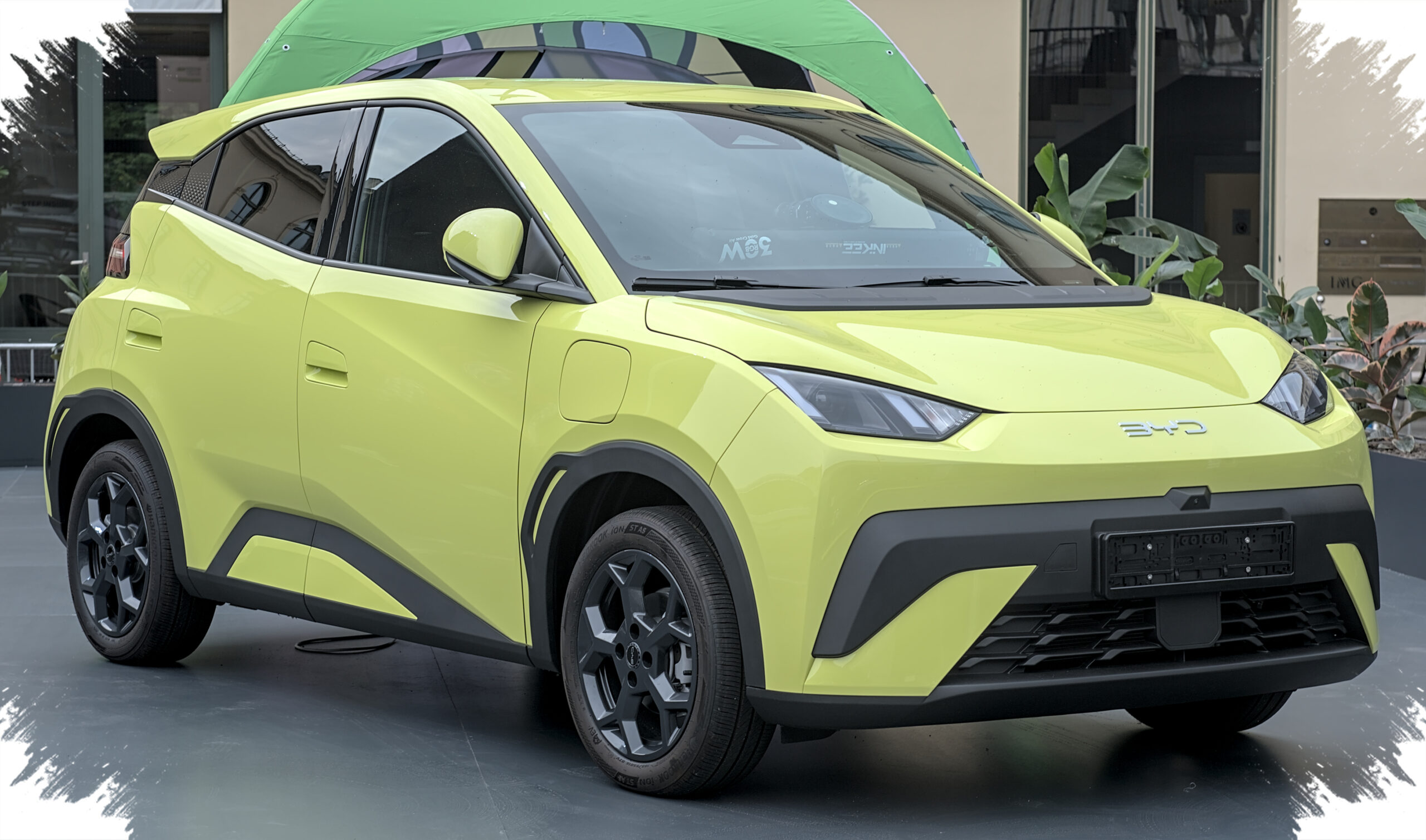 Wajah Baru BYD Atto 1 Muncul Lebih Dulu, Aura Futuristisnya Langsung Terlihat