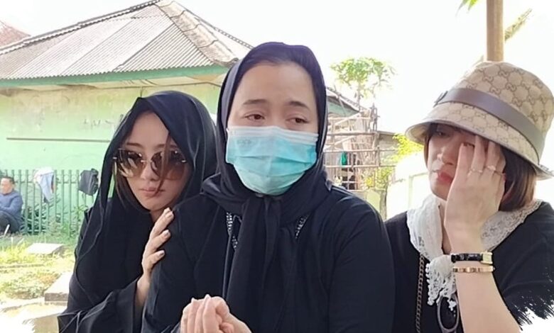 Mimpi Ciuman di Dini Hari Jadi Salam Perpisahan Ibunda Vega Darwanti