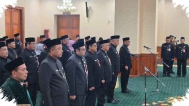 Khofifah Lantik 6 Pejabat Baru, Iwan Pimpin Bappeda Jatim dan Aftabuddin ke ESDM