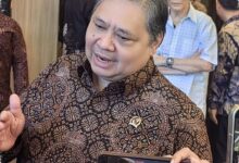 Plastik Jadi Fokus Utama, Airlangga Mendesak Bea Masuk 0% Terbit Segera