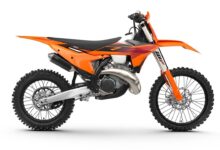 Bobot Cuma 104 Kg, KTM 300 EXC 2027 Makin Sulit Dikejar di Jalur Enduro