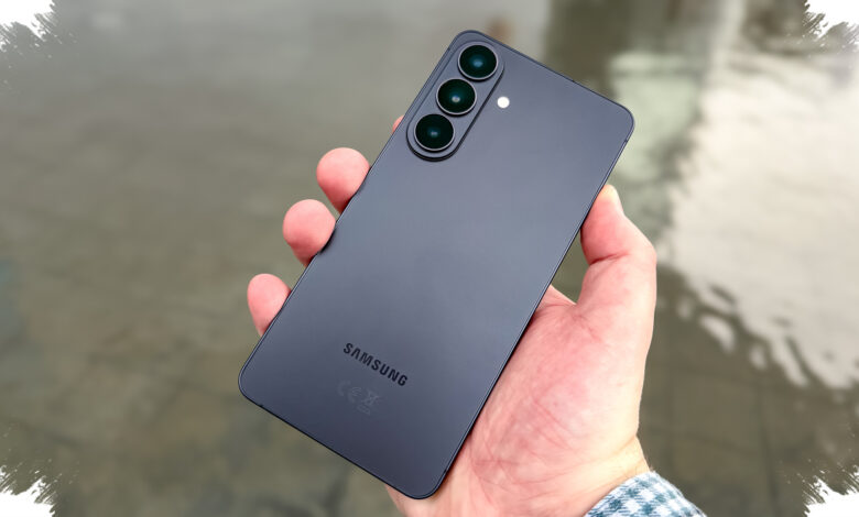 One UI 9.0 Beta 4 Mulai Digulirkan, Galaxy S26 Kian Dekat ke Rilis Stabil