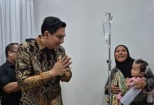 Lucky Hakim Siap Jadi Orangtua Asuh, Luka Kecelakaan Pantura Makin Dalam