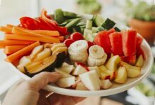 Makan Buah Sebelum Nasi Tidak Selalu Picu Asam Lambung, Ini Pilihan yang Lebih Aman