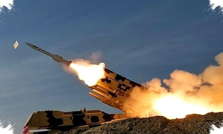 Tiga Ledakan di Bandar Abbas, Jalur Tanker Selat Hormuz Kian Tertekan