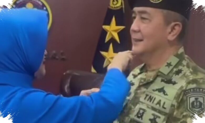 Ayah Awkarin Raih Pangkat Laksda, Pesan Amanah untuk Tugas Negara Mengiringi