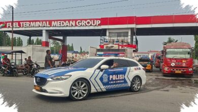 Stok BBM Sumut Aman, Pengawalan Polisi Diperkuat agar Pasokan SPBU Medan Lancar