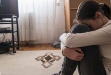 7 Sikap di Rumah yang Membuat Anak Memilih Menyimpan Masalah Sendiri