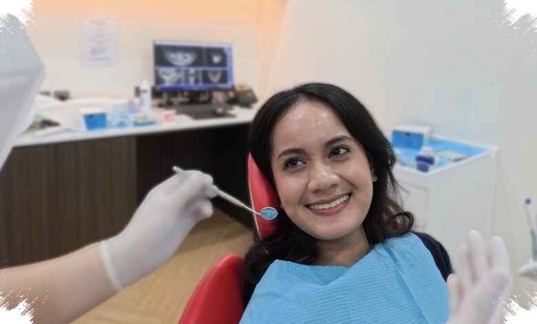 4 Komplikasi Implan Gigi yang Bisa Mengganggu Fungsi Kunyah jika Terlambat Ditangani