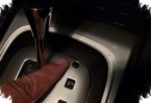 Parkir Paralel Tak Harus Mengunci Mobil Matik, Shift Lock Memindahkan Tuas ke N