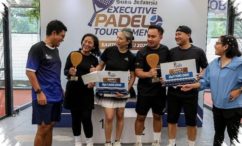 Bank Raya Dua Kali Runner-up, Antam dan BRI Berbagi Gelar Padel Eksekutif