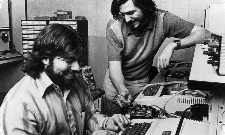 Dari Kalkulator dan Van Tua, Prototipe Apple-1 Kini Laku USD 2,75 Juta