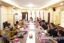 Taksi Listrik Menjanjikan Biaya Lebih Rendah, SPKLU Masih Menahan Ekspansi