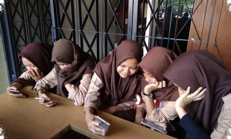 6 Pengecualian Gawai di Sekolah, Siswa Tetap Bisa Pakai dalam Kondisi Tertentu