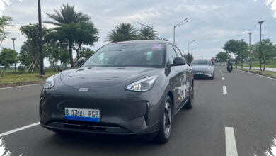 Geely EX2 Andalkan Penggerak Roda Belakang, Kabin Kompaknya Diklaim Lebih Lega