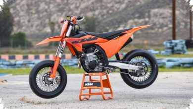 Ducati Desmo450 SM Bawa Desmodromic, KTM 450 SMR Andalkan Bobot Ringan