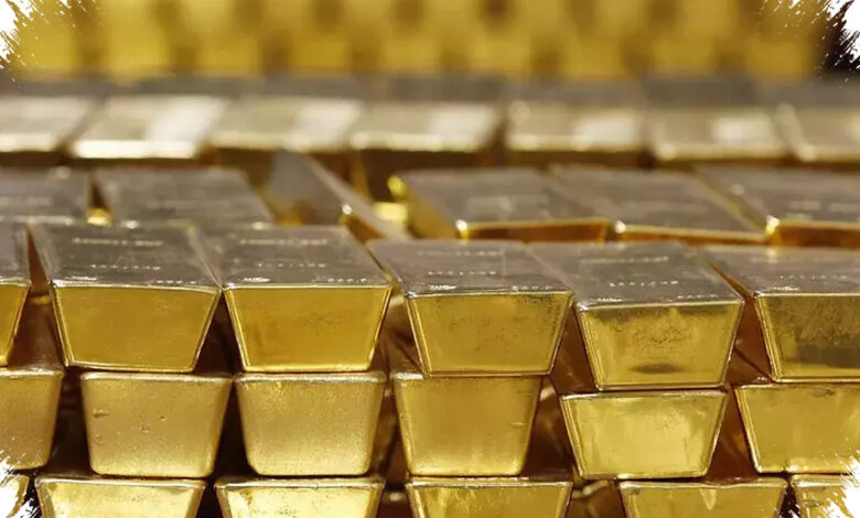 Emas Terancam Turun ke US$ 3.856, Inflasi AS dan Konflik Jadi Tekanan