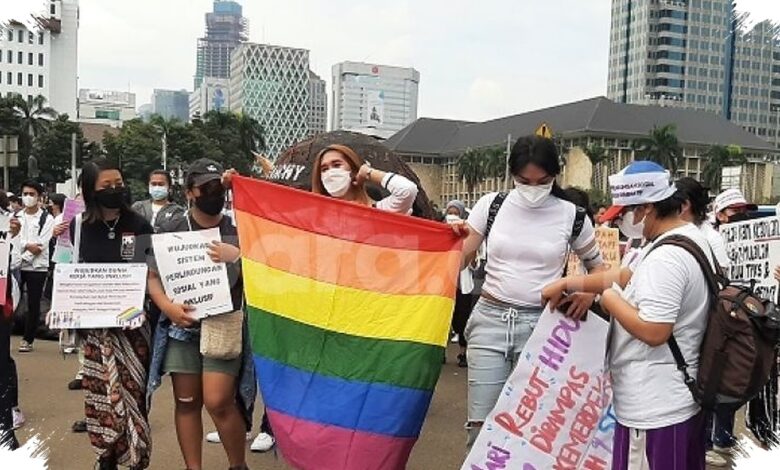 FAMM Soroti Isu LGBTQ, Kemarahan Publik Dinilai Dialihkan dari Korupsi dan PHK