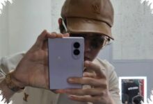 Bentuk Baru Galaxy Z Fold8 Terlihat di Tangan J-Hope, Layar Depan Lebih Lega