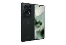 Skor DXOMARK 164 Mengantar Motorola Razr Fold ke Puncak Kamera HP Lipat