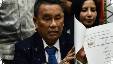 Pengikut Hotman Paris Turun 100 Ribu, Kritik atas Pembelaan Febrie Menguat