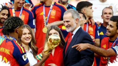 Di Tengah Selebrasi Juara Dunia Spanyol, Pelukan Raja Felipe VI untuk Yamal Berbeda