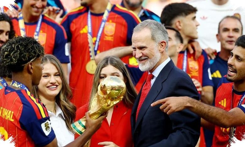 Di Tengah Selebrasi Juara Dunia Spanyol, Pelukan Raja Felipe VI untuk Yamal Berbeda