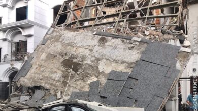 Lexus NX Tertimpa Reruntuhan, Ledakan Rumah Mewah di Medan Rusak 5 Hunian