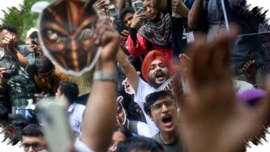 180 Orang Terluka saat Demo Topeng Kecoak Gen Z India, Menteri Pendidikan Didesak Mundur