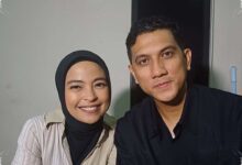 Pelukan Mendadak di Panggung Membuat Arda Minta Tantri KotaK Lebih Dijaga