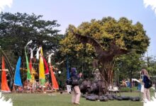 Taman Menteng Berubah Jadi Galeri, 25 Perupa Membawa Seni ke Ruang Publik
