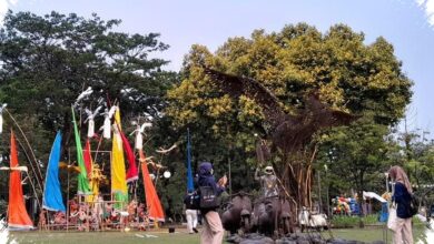 Taman Menteng Berubah Jadi Galeri, 25 Perupa Membawa Seni ke Ruang Publik