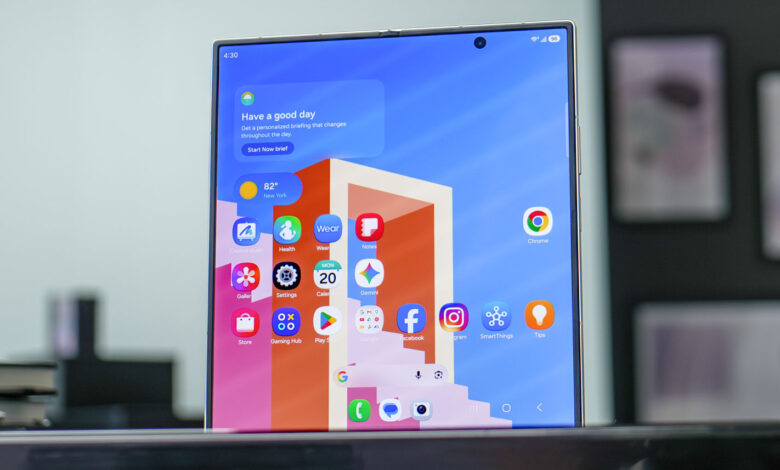 8 Lompatan Galaxy Z Fold 8 Ultra yang Membuat Nama Ultra Terasa Beralasan
