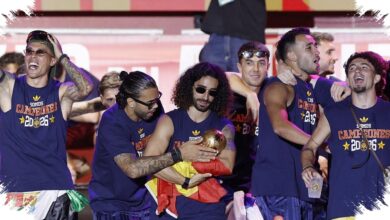 3 Berita Bola Terpopuler, Lagu Argentina Mengiringi Cucurella Usai Final Panas