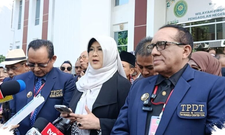 Dakwaan Dokter Tifa Batal Demi Hukum, Sidang Kasus Ijazah Jokowi Berhenti di Awal
